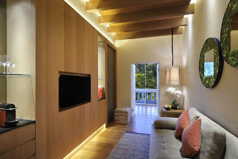 Oasia Resort Sentosa By Far East Hospitality Singapur Exteriér fotografie A living room at The Standard East Village