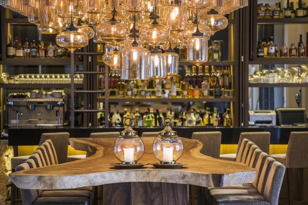 Oasia Resort Sentosa By Far East Hospitality Singapur Exteriér fotografie The bar at the hotel