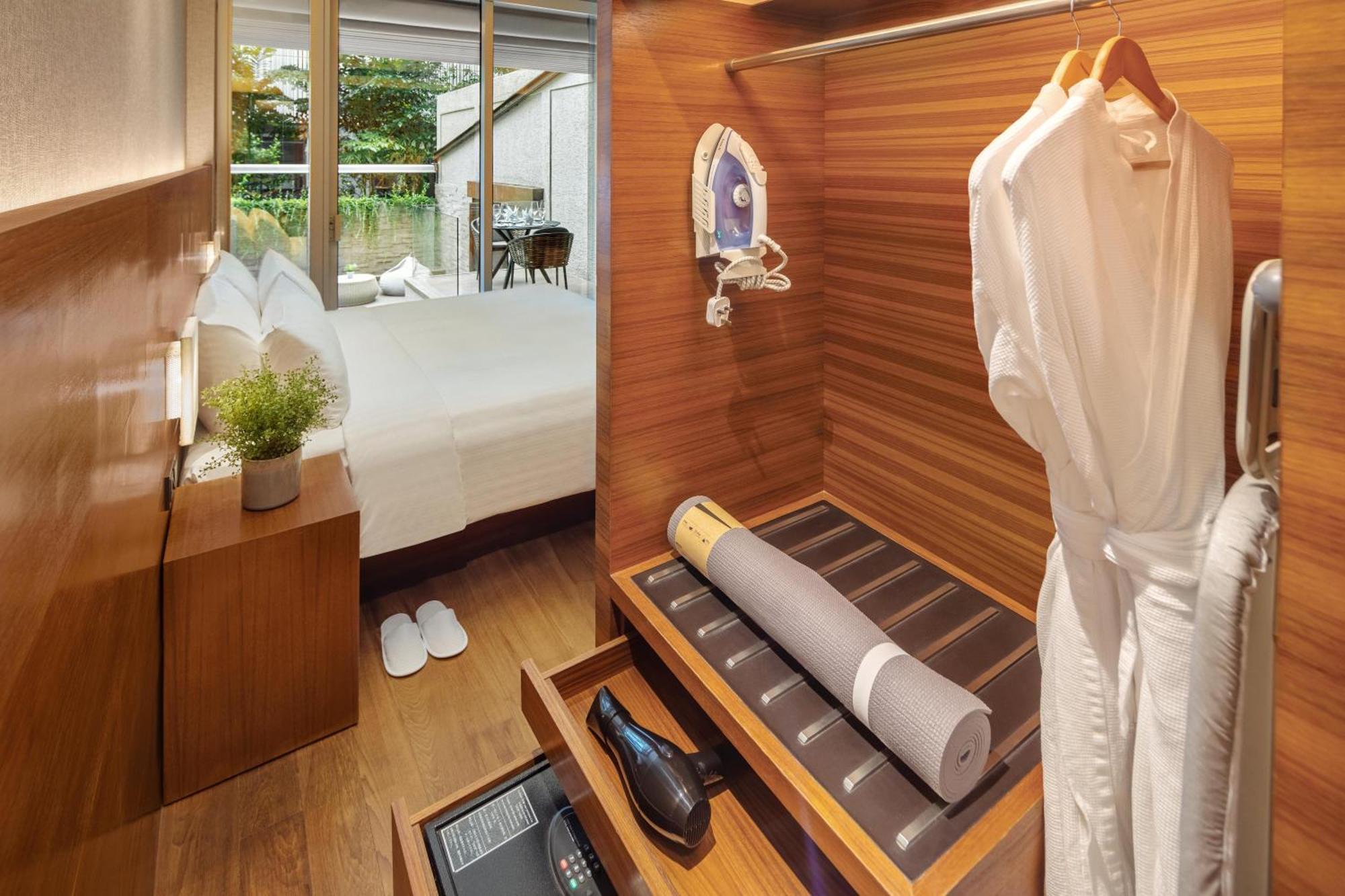 Oasia Resort Sentosa By Far East Hospitality Singapur Exteriér fotografie A room in the hotel